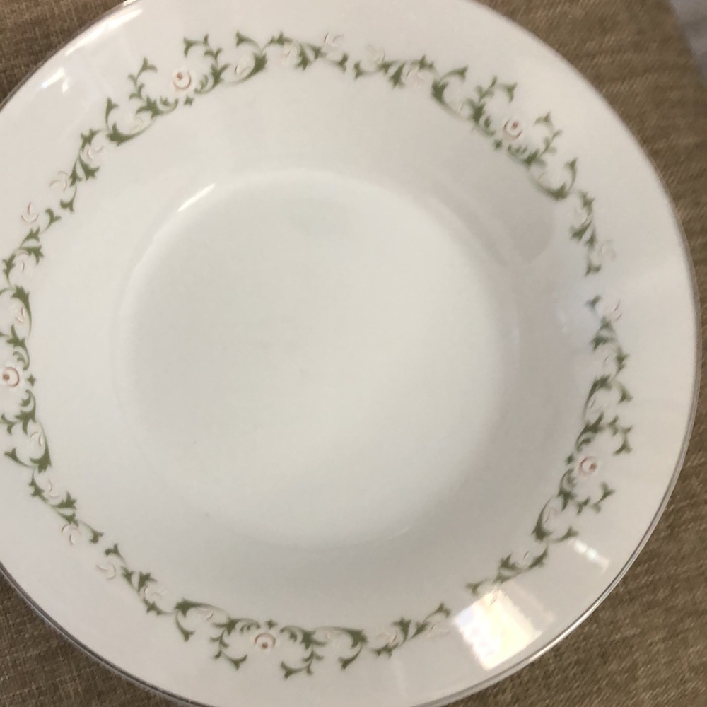 Dina china  vintage beautiful piece will need packed well no damage perfect - Picture 2 of 9